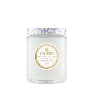 נר ריחני בצנצנת זכוכית‏ 510 גרם - Mountain Lavender & Chamomile VOLUSPA