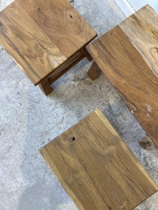 ⁦שרפרף עץ טיק 30x26 – בעבודת יד מאינדונזיה⁩ – תמונה ⁦5⁩