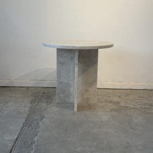 שולחן צד שיש T Marbel | ייצור אישי לפי מידה