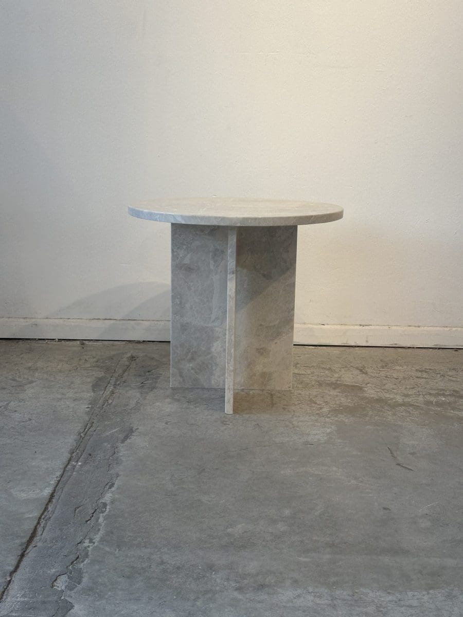 שולחן צד שיש T Marbel | ייצור אישי לפי מידה